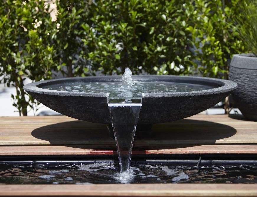 1m Shallow Bowl with Shute 15x15x3cm 